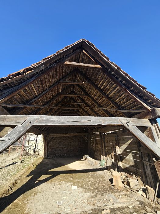 Direct proprietar - Casă tradițională saseasca în Cloasterf , comuna Saschiz