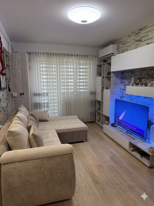 Apartament 2 camere + parcare subterana + boxa de depozitare Tractorul