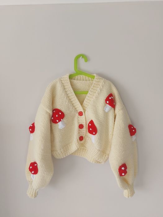 Кардиган вязаный