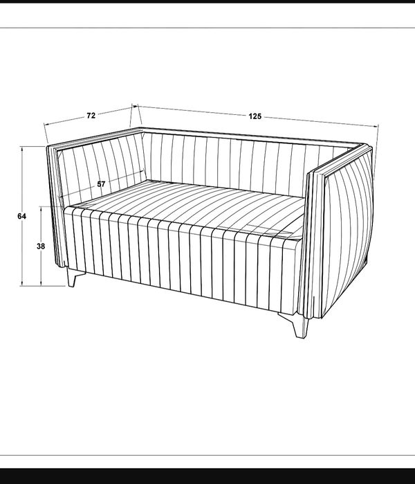 Удобно и меко двуместно канапе.