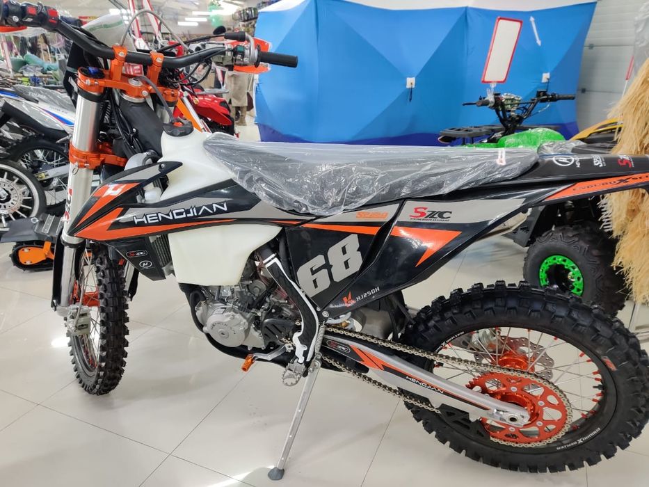 Мотоцикл Gr8 / Hengjian