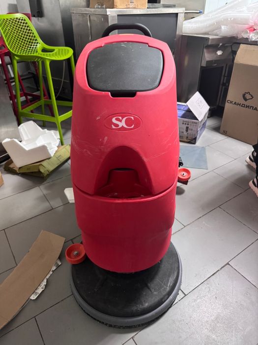 Поломоечная машина