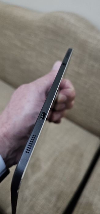 Samsung tab S2 sm-t819