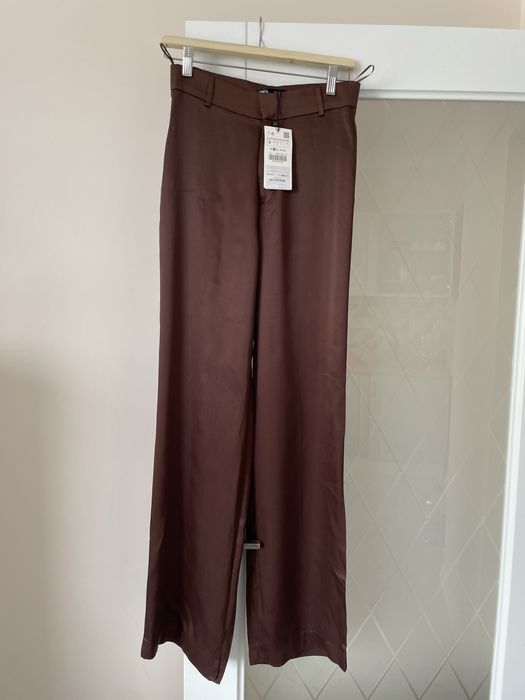 Брюки атласные широкие