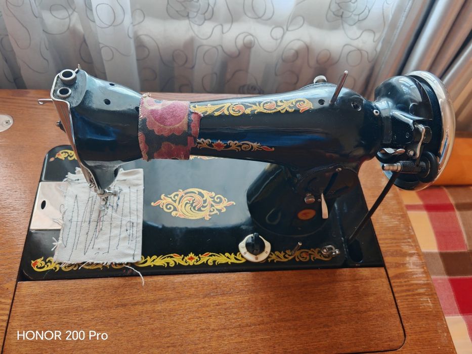 Машинка швейная самовывоз