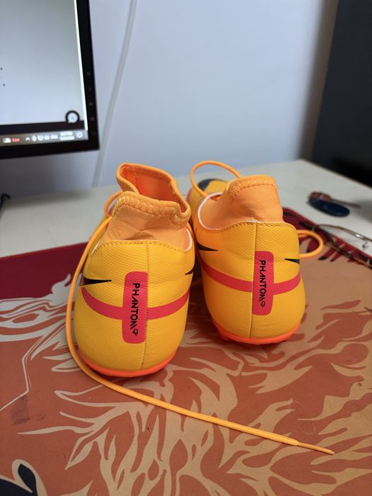 Ghete nike fotbal phantom GT2