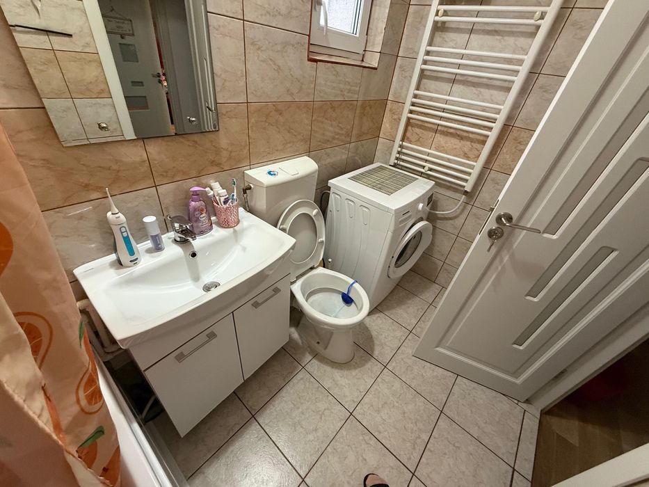 Inchiriez garsoniera in regim hotelier zona Mall