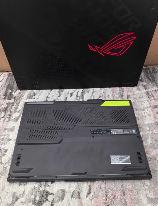 Нов ASUS ROG Strix G17 17.3” QHD 240Hz, Ryzen 9 7845HX, RTX 4060, 16GB