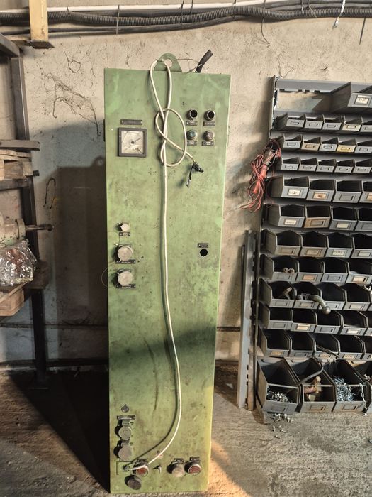 Mașină de rectificat plan 320× 1600
