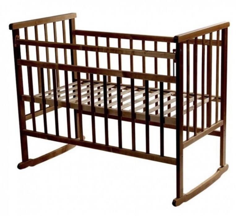 Кровать деревянная детская