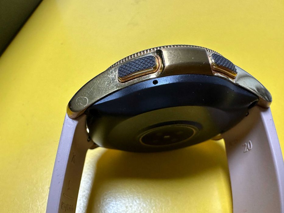 Samsung Galaxy Watch 42mm Розово злато