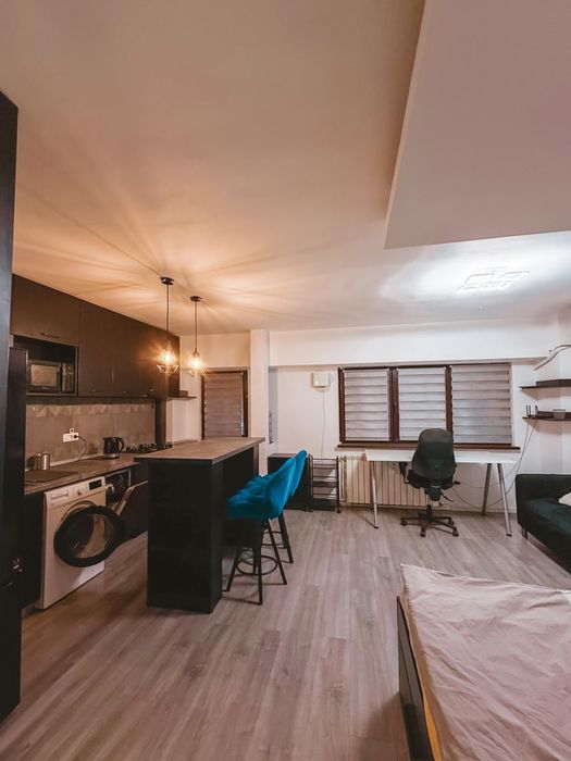 Garsonieră modernă, 37mp, Zona Timpuri Noi, RENOVATĂ integral — complet utilată, gata de mutat