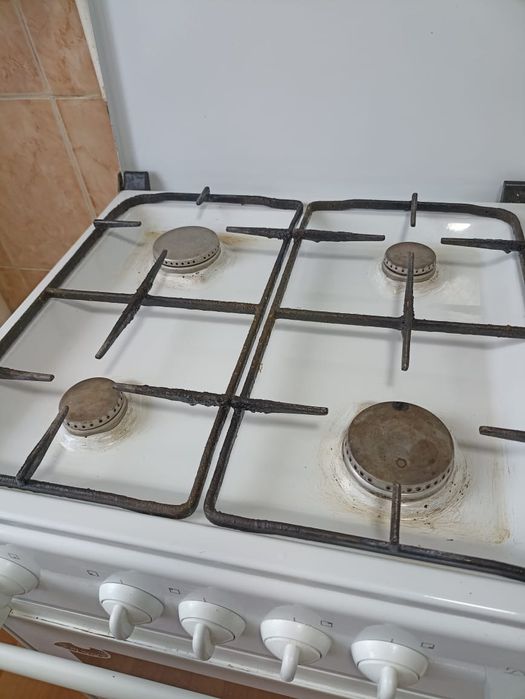 Продам Газовую плиту