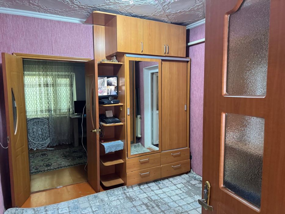 Продам дом. В центре города. Тихом районе.