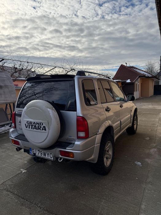 Suzuki Grand Vitara 2.0 benzina automat