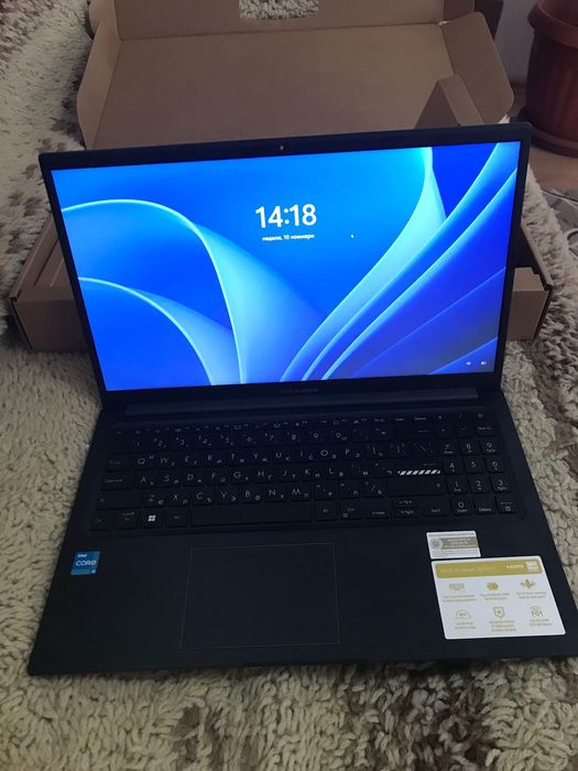 Laptop Asus Vivobook