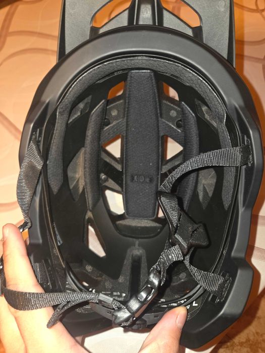 Каска Fox Speedframe Camo Mips (Модел Декември 2024) – Като нова!