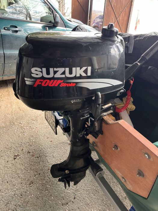 Извънбордов мотор SUZUKI-6 k.- 4 тактов