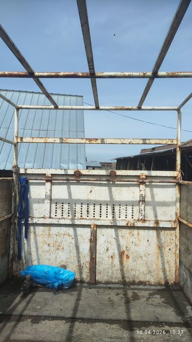 Mercedes 207d, сапог, на ходу