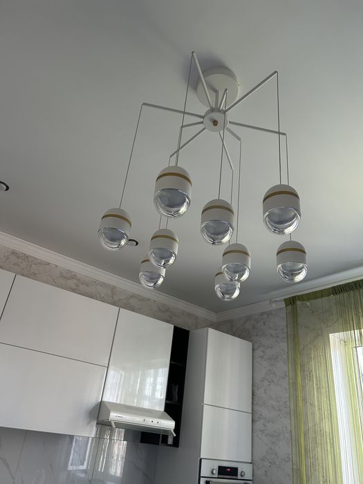 Люстры для спальни и кухни