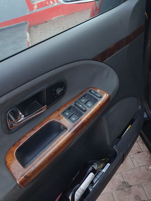 De vanzare Seat Alhambra , masina nu necesită nici o investiție.