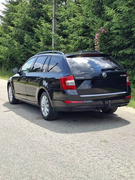 SKODA OCTAVIA III * 2014* Elegance* Cutie De Viteze Automată DSG 2 * Model  7 + 1* Climă * Navigatie *Unic Proprietar în Romania * Taxe La  Zi* Fiscal