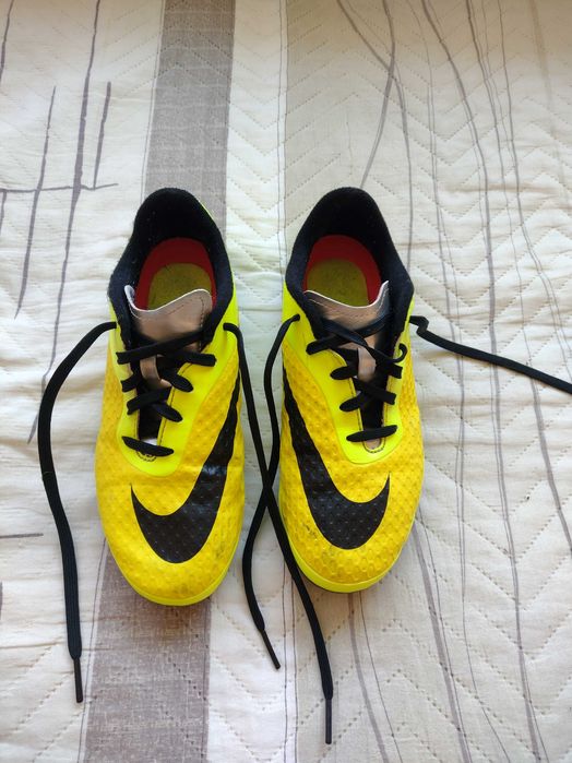 Бутонки - Adidas/Nike 36; 36,5; 36⅓