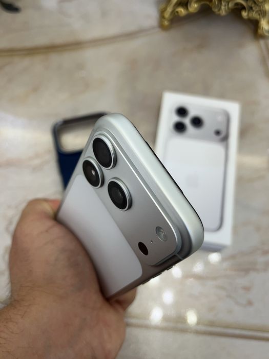 Iphone 17 pro srochna