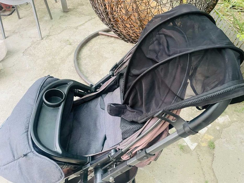 Продам детскую коляску