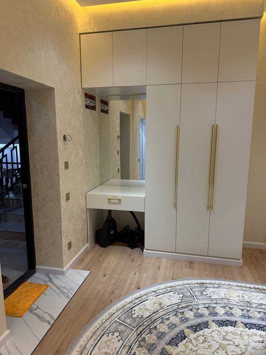 4 хонали квартира ижарага берилади / Сдаётся 4-комнатная квартира