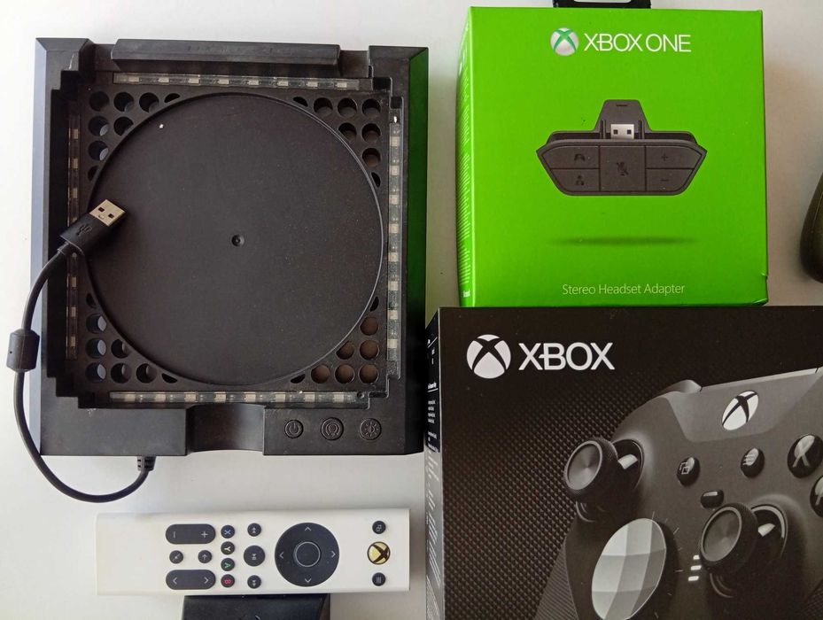 Аксесоари за XBOX/XBOX 360/XBOX One/One S/One X/Series X/XSX