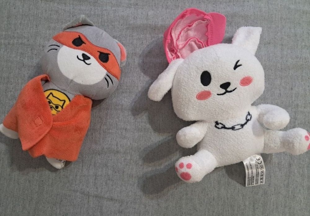 Lot mare plușuri sunete, imitatoare, plușuri Disney, mișcare + sac depozitare Cadou