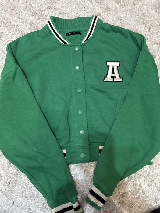 Зелено стилно и неносено яке от House brand размер XS