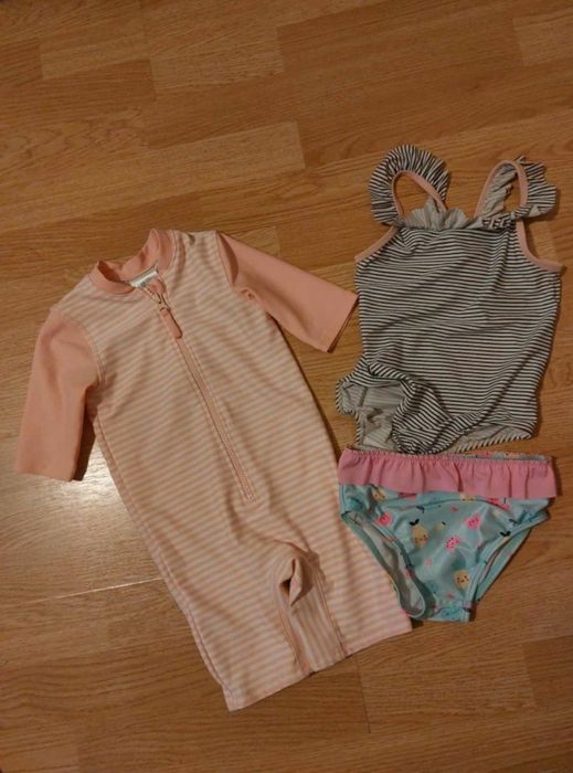 Lot plaja costume baie protectie UV, pentru 1-2 ani marime 86-92.