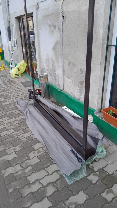 Termopane ferestre și uși Rulourii Exterioare