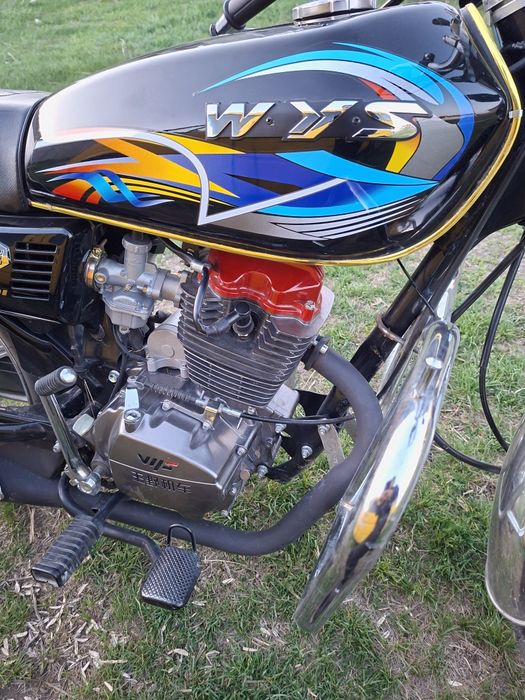 125куб мотоцикл .