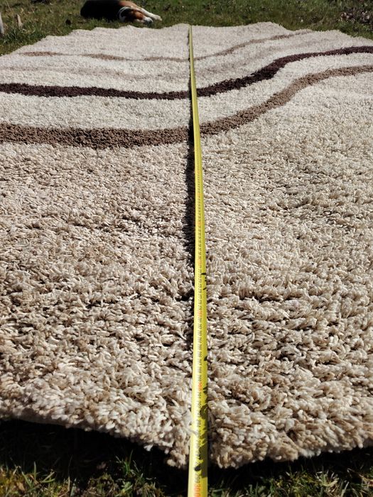 Vând covor oval Majesty  Collections  200x300 cm