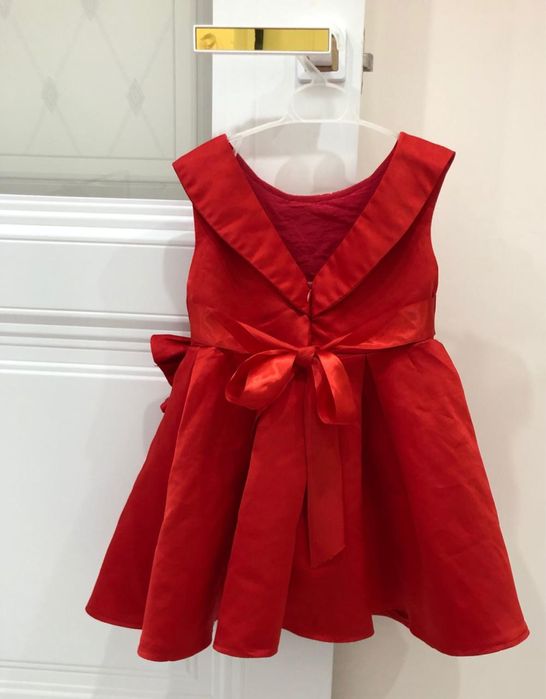 Срочно платье на 1-3 лет