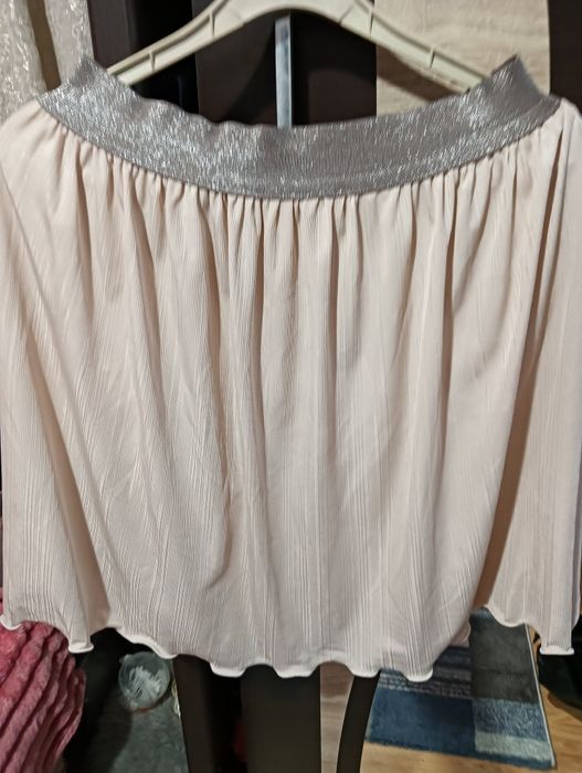 Fustă crem mătăsică răcoroasă