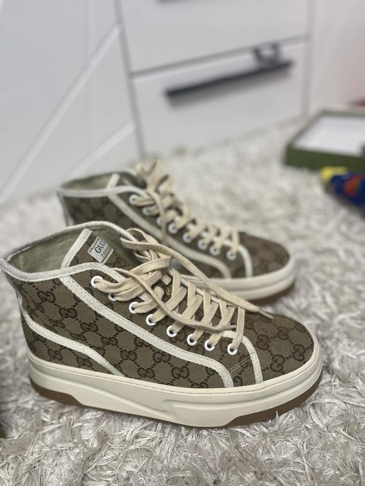 Adidasi Gucci Gheata