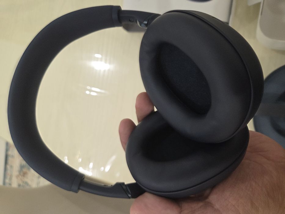 Наушник  Sony WH-1000XM6