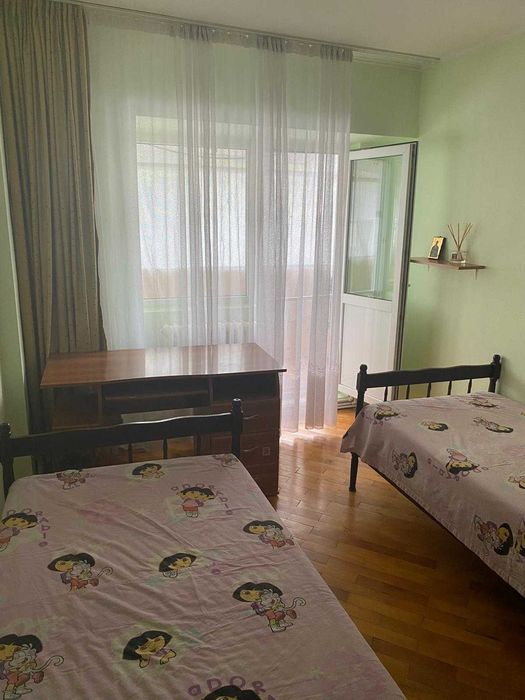 Vând apartament 3 camere Păcurari- Esplanada Mimoza