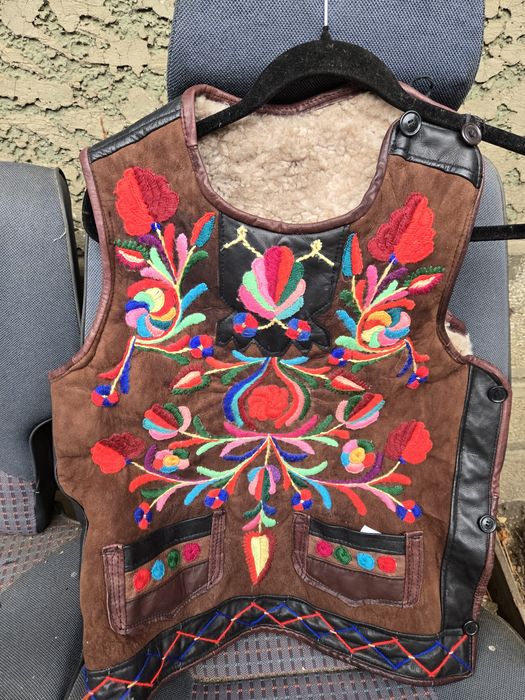 Pieptare cusute manual