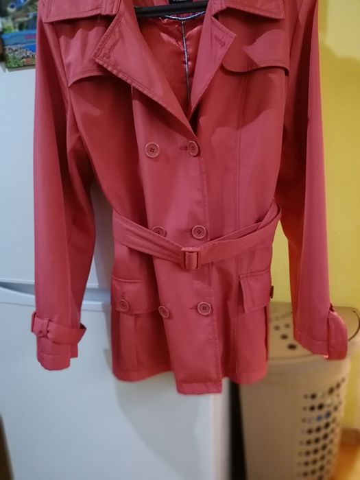 Стилно палто, в красив нежен цвят