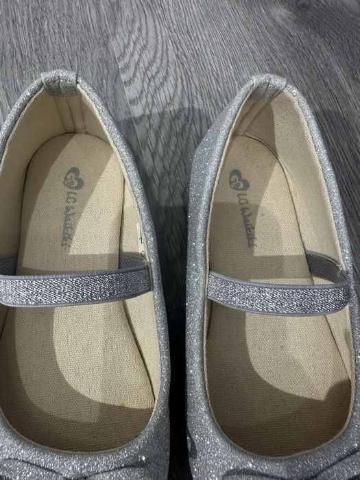 Обувь для девочки