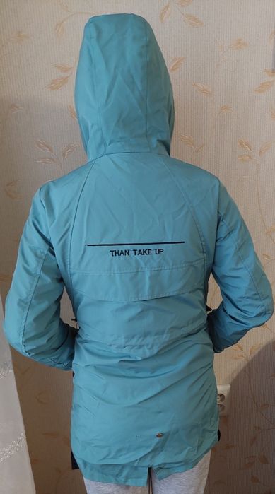 Куртка для девочки 10-11 лет рост 146 весна/осень