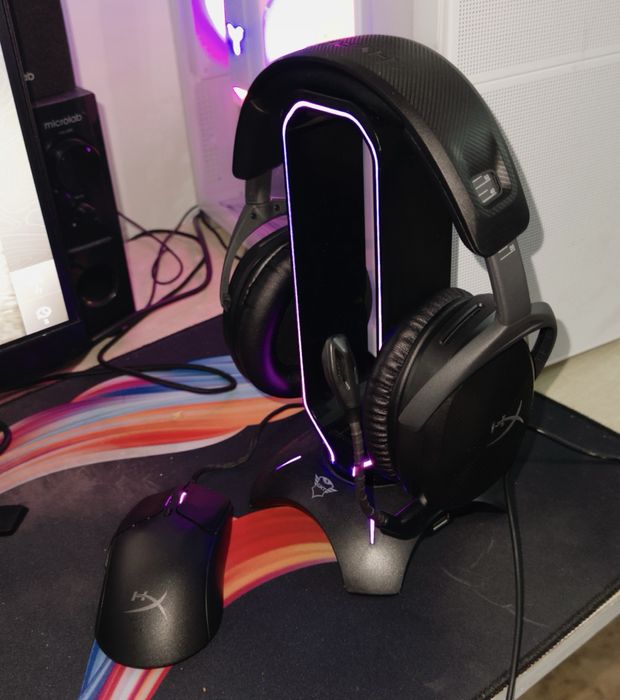 Наушник HyperX Cloud stinger 2. Мышка HyperX Pulsefire haste 2