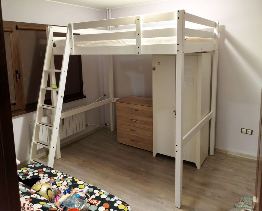 Легло с надстройка