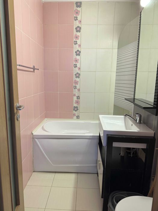 Proprietar inchiriez garsoniera cu centrala proprie, 6 minute Metrou Gorjului, Parcul Liniei 2 minute, parcare — fotografia 3