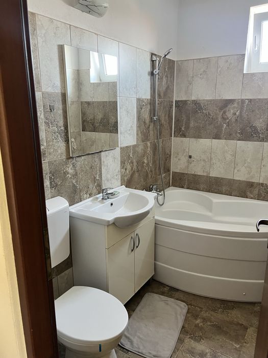 Proprietar inchiriez Apartament cu o camera zona Steaua